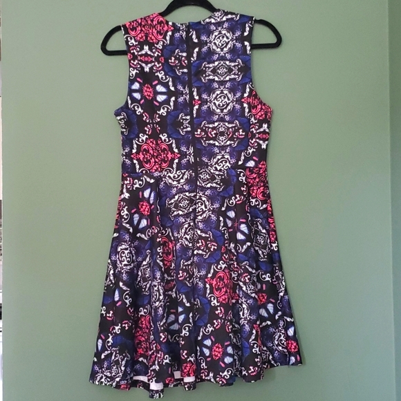 Fit and flare dress - Picture 2 of 2